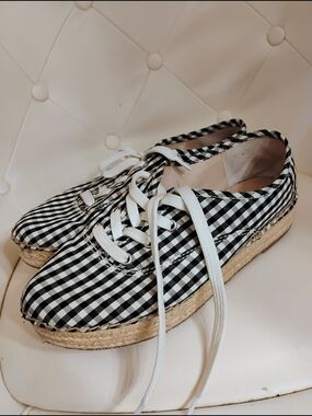 Giani Bini Women's Black & White Gingham Espadrille Lace-Up Sneakers